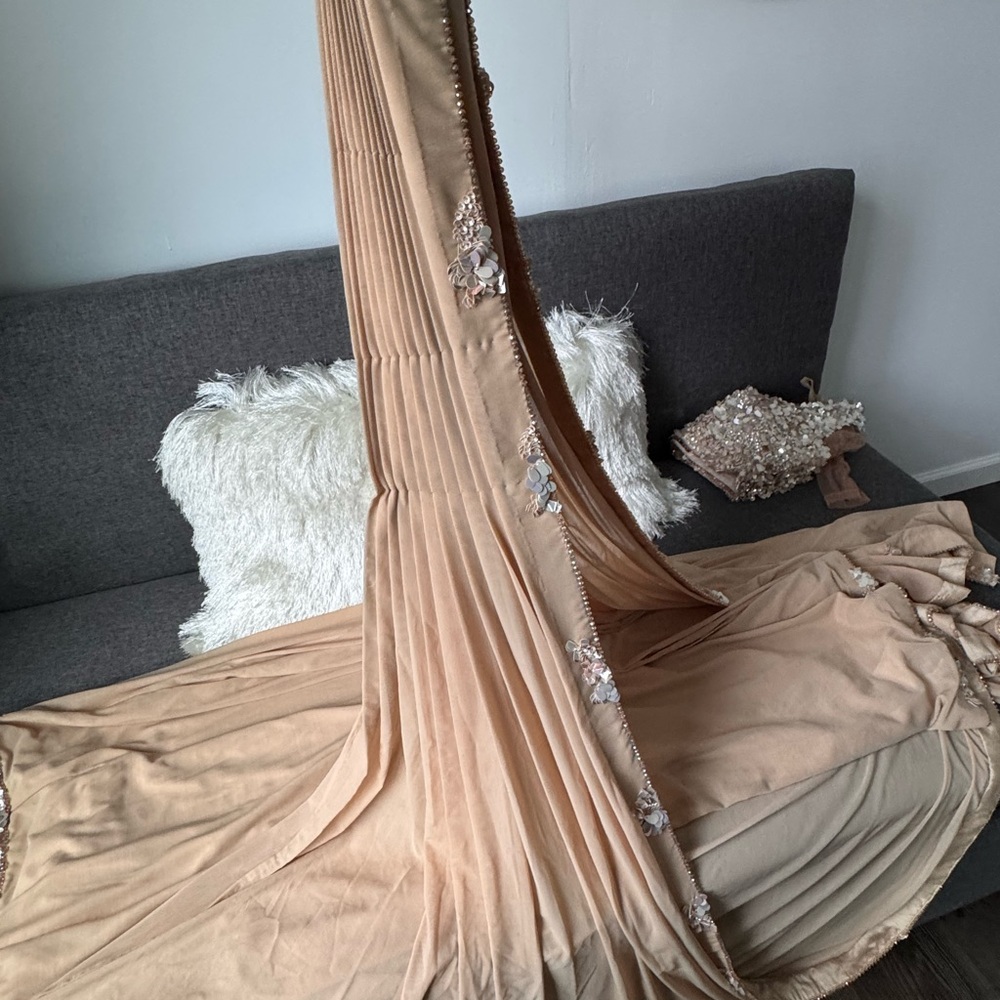 Pre-stitched Saree - Picture 8 of 13